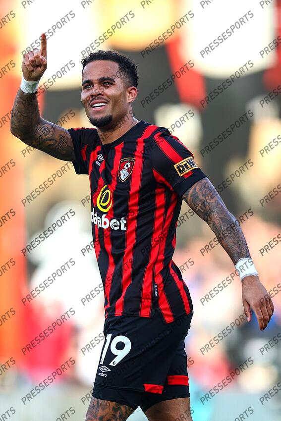 13 April 2024, Bournemouth - Premier League Football - AFC Bournemouth v Manchester United - Justin Kluivert of Bournemouth celebrates scoring their 2nd goal - Photo: Charlotte Wilson / Offside. BOURNEMOUTH-MANCHESTER UNITED (2-2) 
