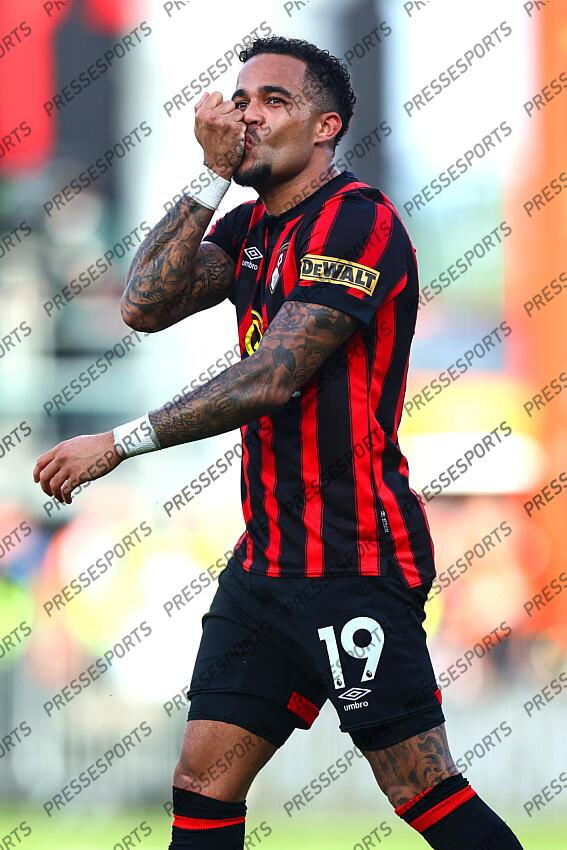 13 April 2024, Bournemouth - Premier League Football - AFC Bournemouth v Manchester United - Justin Kluivert of Bournemouth celebrates scoring their 2nd goal - Photo: Charlotte Wilson / Offside. BOURNEMOUTH-MANCHESTER UNITED (2-2) 