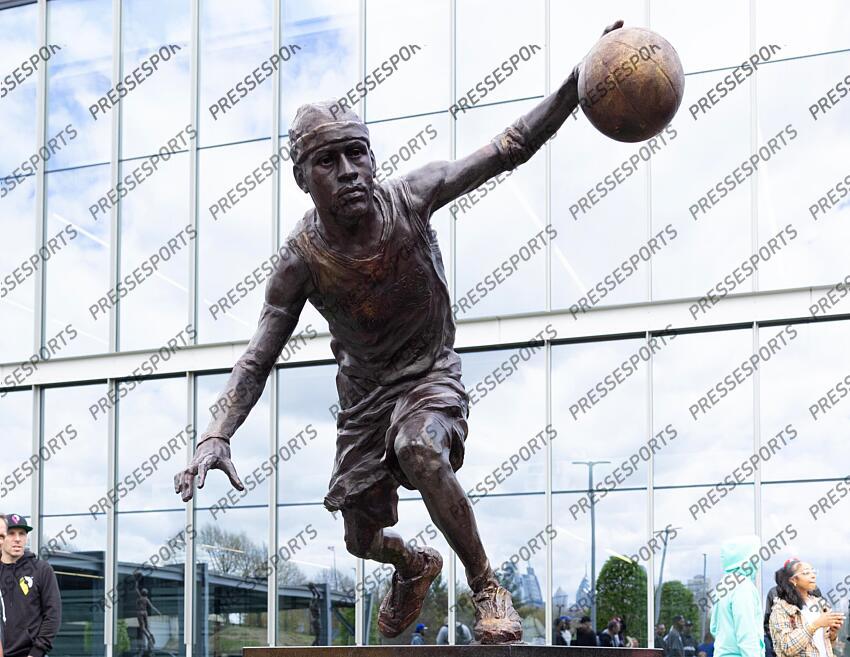Apr 12, 2024; Camden, NJ, USA; The statue honoring Philadelphia 76ers great Allen Iverson outside Penn Medicine Philadelphia 76ers Training Complex. Mandatory Credit: Bill Streicher-USA TODAY Sports NBA: Philadelphia 76ers-Iverson Statue Ceremony 