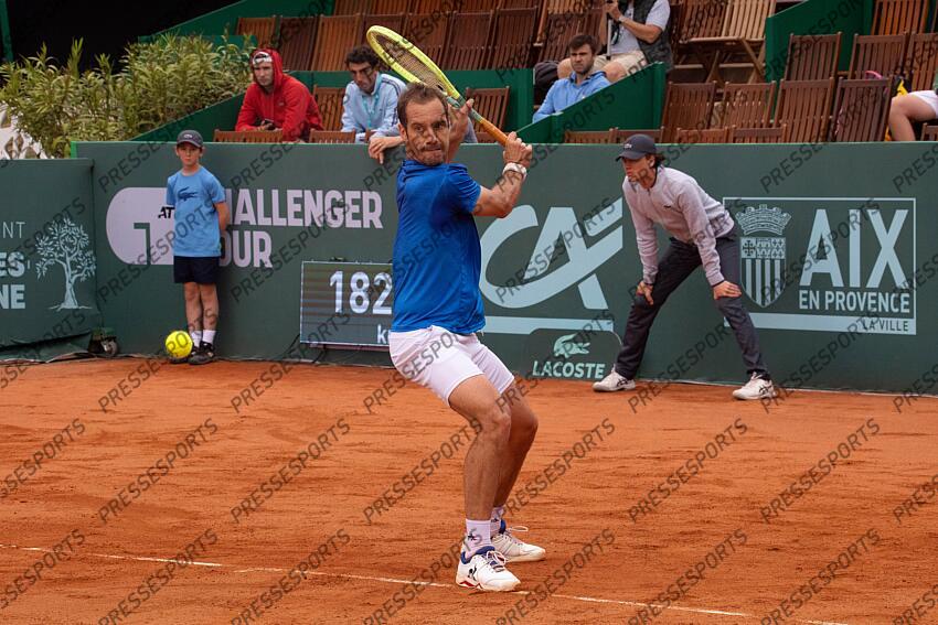 30/04/2024 - Tennis - Richard Gasquet (France) remporte son 16e de finale de l'Open Pays d'Aix, à Aix-en-Provence (France), comptant pour un Challenger 175, face à son compatriote Harold Mayot (France). OPEN PAYS D'AIX 