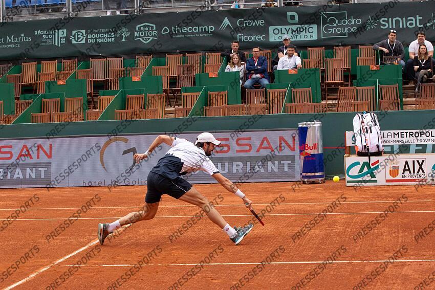30/04/2024 - Tennis - Valentin Vacherot (Monaco) valide sa qualification dans le tableau final de l'Open Pays d'Aix, à Aix-en-Provence (France), en battant le Serbe Hamad Medjedovic lors du Challenger 175 ATP. OPEN PAYS D'AIX 