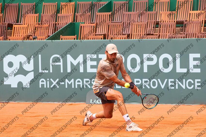 Benjamin Bonzi of France loose at the first round of the Open Pays d'Aix, at Aix-en-Provence, the 29/04/2024, battleing for a Challenger 250 ATP in France. OPEN PAYS D'AIX 