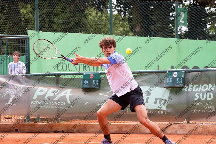 Tennis - 29/04/2024 - Clement Chidekh from France, he's the last french player to loose at the first round of the Challenger 175 of the Open Pays d'Aix, at Aix-en-Provence, France. OPEN PAYS D'AIX 