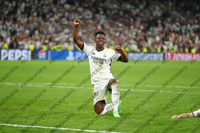 Vinicius Junior (Real), MAY 8, 2024 - Football / Soccer : Vinicius celebrate after winning UEFA Champions League Semi finals 2nd leg match between Real Madrid CF 2-1 FC Bayern Munchen at the Estadio Santiago Bernabeu in Madrid, Spain. (Photo by Mutsu Kawamori/AFLO) REAL MADRID-BAYERN MUNICH (2-1) 