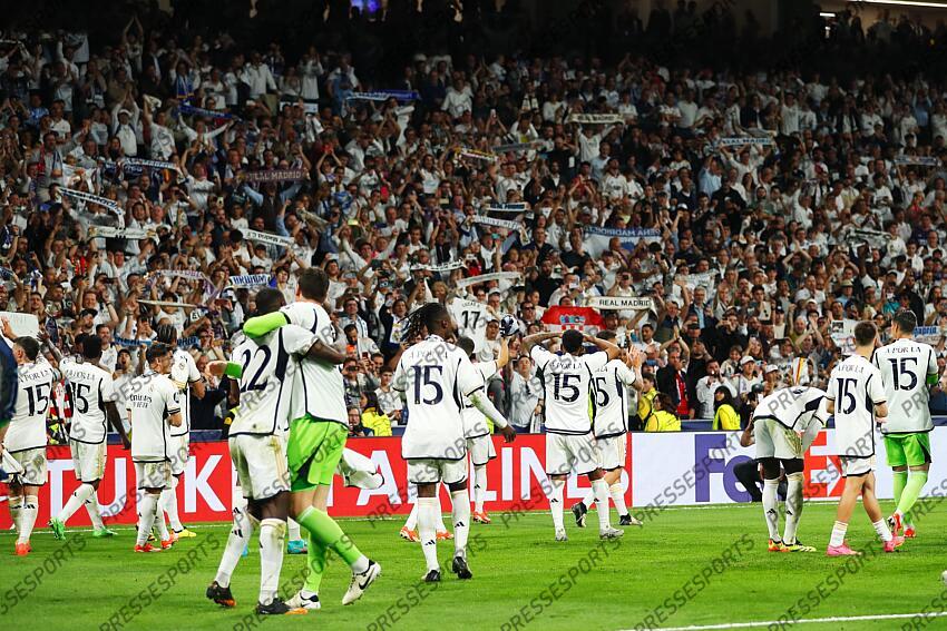 Real Madrid team group (Real), MAY 8, 2024 - Football / Soccer : Real Madrid players celebrate after winning UEFA Champions League Semi-finals 2nd leg match between Real Madrid CF 2-1 FC Bayern Munchen at the Estadio Santiago Bernabeu in Madrid, Spain. (Photo by Mutsu Kawamori/AFLO) REAL MADRID-BAYERN MUNICH (2-1) 