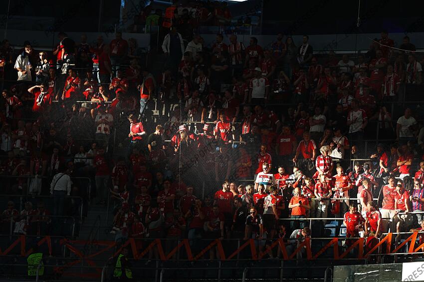 Bayern Munchen fans, MAY 8, 2024 - Football / Soccer : UEFA Champions League Semi-finals 2nd leg match between Real Madrid CF 2-1 FC Bayern Munchen at the Estadio Santiago Bernabeu in Madrid, Spain. (Photo by Mutsu Kawamori/AFLO) REAL MADRID-BAYERN MUNICH (2-1) 