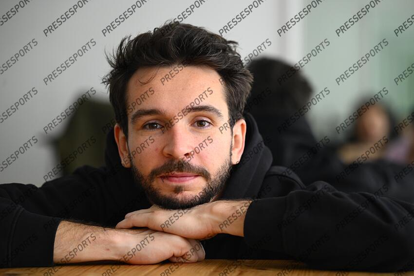 bizot (pierre alexis) alias Domingo MAGAZINE BIZOT animateur, streameur et videaste Web francais 