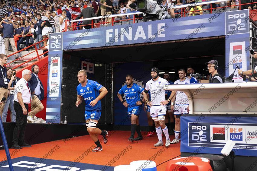 Entrée joueurs Pro D2 FC GRENOBLE - RC VANNES Stade Ernest Wallon, Toulouse VANNES-GRENOBLE (16-9) 