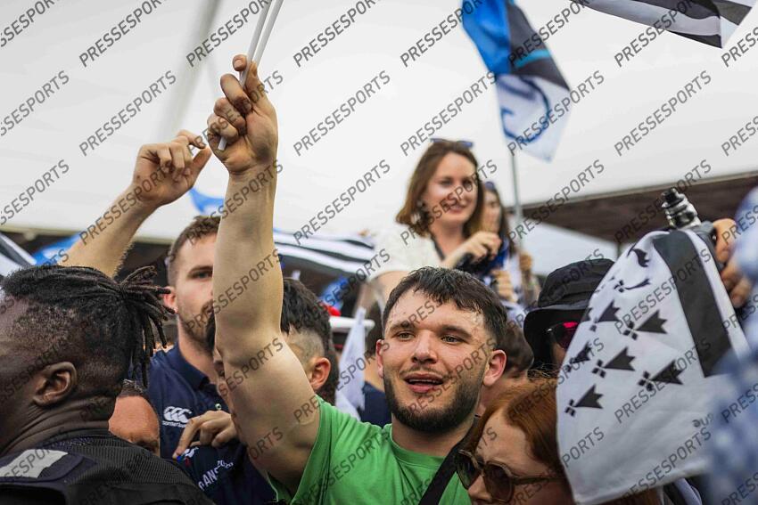 Supporters Vannes Pro D2 FC GRENOBLE - RC VANNES Stade Ernest Wallon, Toulouse VANNES-GRENOBLE (16-9) 