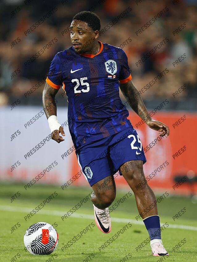 ROTTERDAM - Steven Bergwijn of Holland during the friendly Interland match between the Netherlands and Canada at Feyenoord Stadium de Kuip on June 6, 2024 in Rotterdam, the Netherlands. ANP MAURICE VAN STEEN PAYS-BAS-CANADA (4-0) 