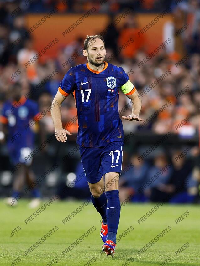 ROTTERDAM - Daley Blind of Holland during the friendly Interland match between the Netherlands and Canada at Feyenoord Stadium de Kuip on June 6, 2024 in Rotterdam, the Netherlands. ANP KOEN VAN WEEL PAYS-BAS-CANADA (4-0) 