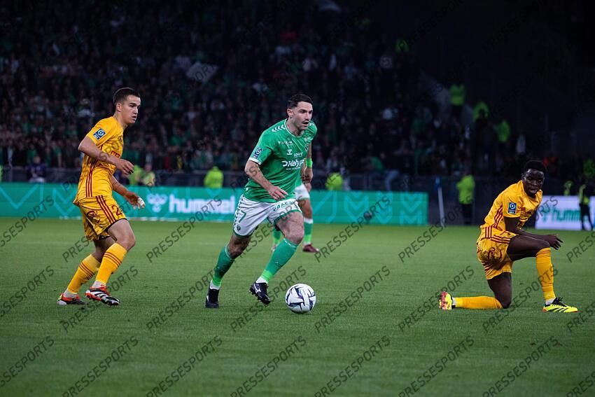 Foot - Ligue 2 (Play-offs) - ASSE - Rodez - Thomas Monconduit et Giovanni Haag avec Wilitty Younoussa ST ETIENNE-RODEZ (2-0) 