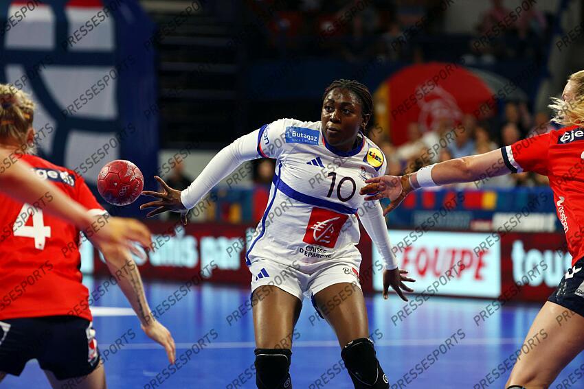 zaadi (grace) FRANCE-NORVEGE (22-34) 