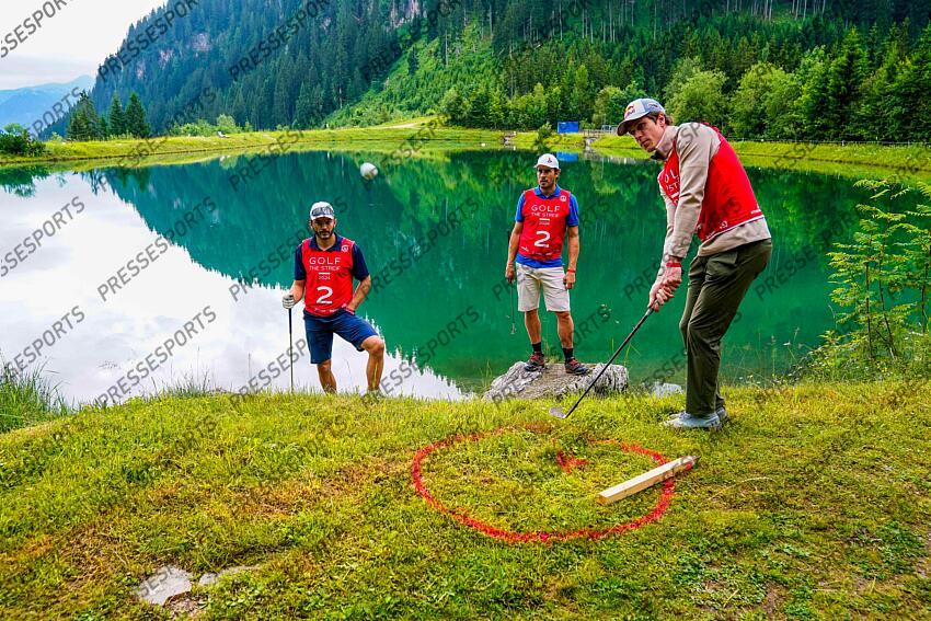 AUTRICHE, KITZBUHEL 27 JUIN: Cyprien Sarrazin of Team France, Clement Noel of Team France, Johan Clarey of Team France durant une partie de golf sur la Streif, piste mythique de descente de Kitzbuhel le 27 juin 2024, en Autriche. (Photo by Michel Cottin/Agence Zoom) GOLF SUR LA STREIF 