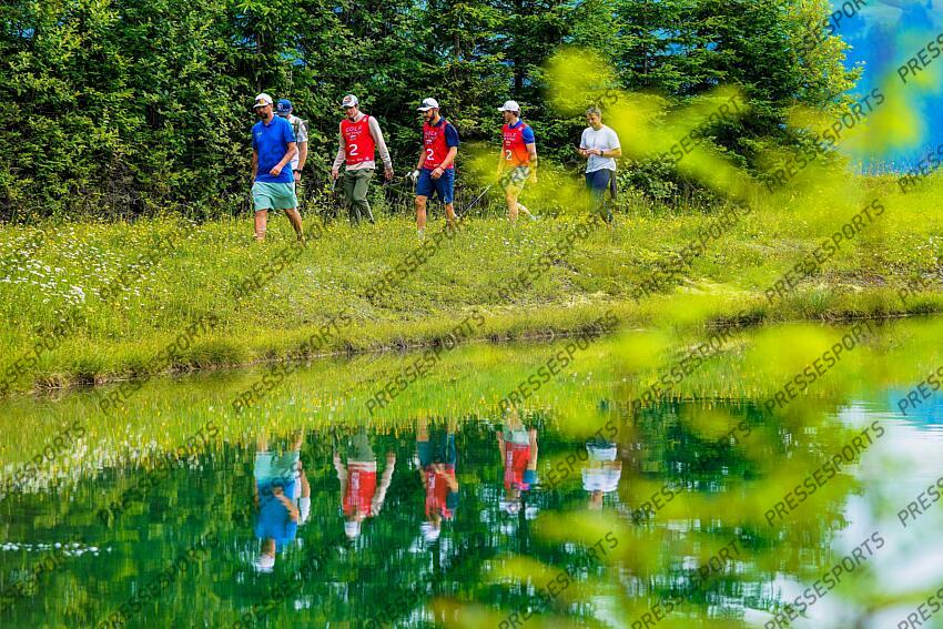 AUTRICHE, KITZBUHEL 27 JUIN: Cyprien Sarrazin of Team France, Clement Noel of Team France, Johan Clarey of Team France, Linus Strasser of Team Germany durant une partie de golf sur la Streif, piste mythique de descente de Kitzbuhel le 27 juin 2024, en Autriche. (Photo by Michel Cottin/Agence Zoom) GOLF SUR LA STREIF 