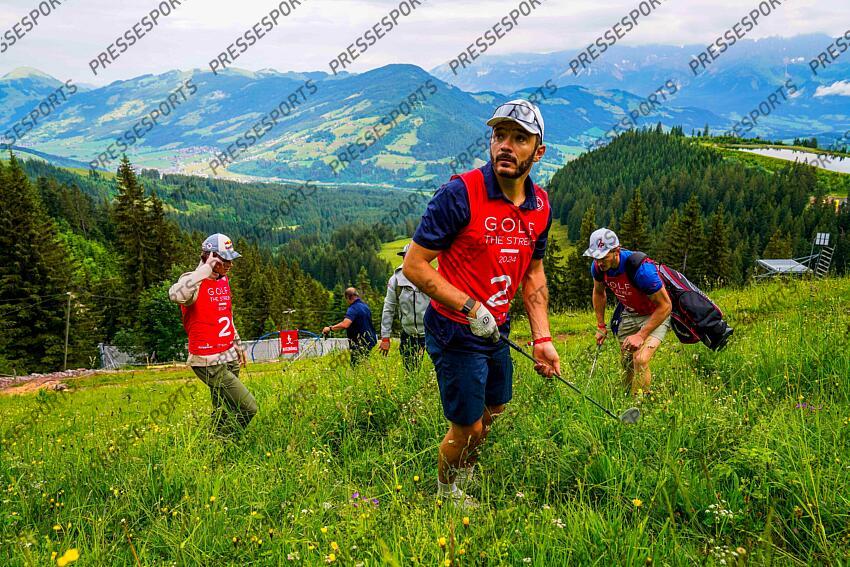 AUTRICHE, KITZBUHEL 27 JUIN: Cyprien Sarrazin of Team France durant une partie de golf sur la Streif, piste mythique de descente de Kitzbuhel le 27 juin 2024, en Autriche. (Photo by Michel Cottin/Agence Zoom) GOLF SUR LA STREIF 
