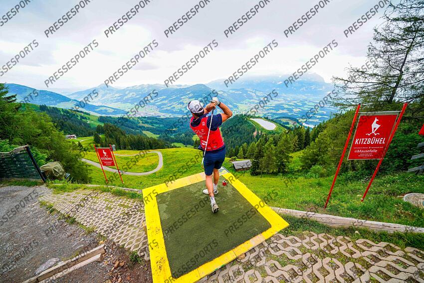 AUTRICHE, KITZBUHEL 27 JUIN: Cyprien Sarrazin of Team France durant une partie de golf sur la Streif, piste mythique de descente de Kitzbuhel le 27 juin 2024, en Autriche. (Photo by Michel Cottin/Agence Zoom) GOLF SUR LA STREIF 