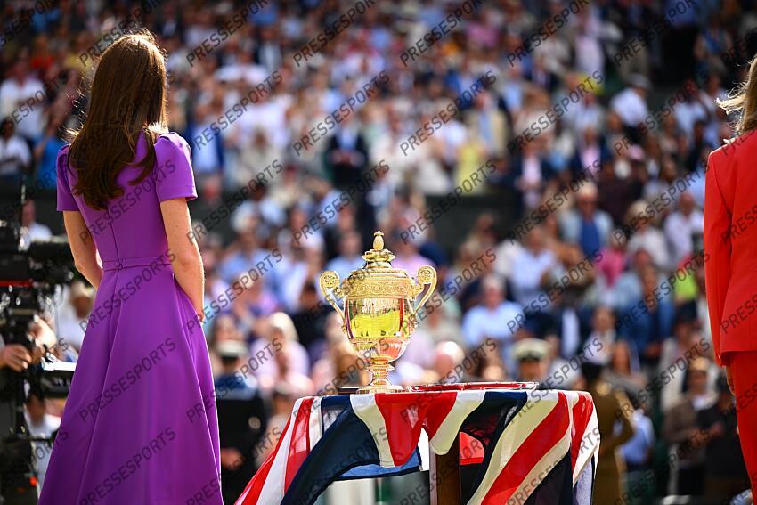 middleton (kate) princesse de galles ALCARAZ/DJOKOVIC Gentlemen's Singles Trophy 