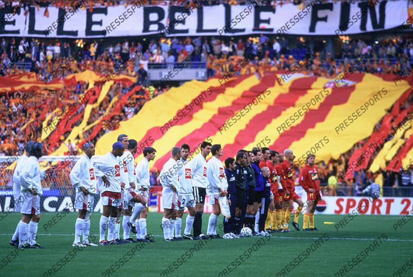 LENS-METZ (1-0) banderole "Quelle belle fin de siecle" 