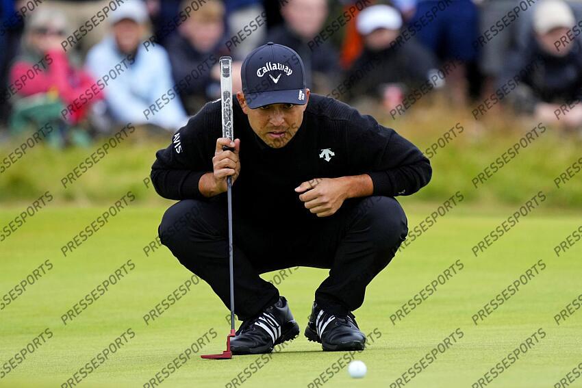 Jul 21, 2024; Ayrshire, SCT; Xander Schauffele lines up his putt on the 16th green during the final round of the Open Championship golf tournament at Royal Troon. Mandatory Credit: Jack Gruber-USA TODAY Sports PGA: The Open Championship - Final Round 