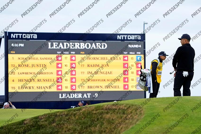 Jul 21, 2024; Ayrshire, SCT; Xander Schauffele on the 17th green during the final round of the Open Championship golf tournament at Royal Troon. Mandatory Credit: Jack Gruber-USA TODAY Sports leaderboard PGA: The Open Championship - Final Round 