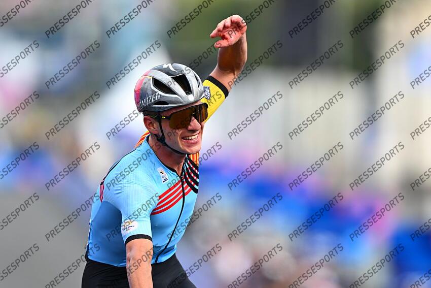 PARIS, FRANCE - AUGUST 03 : Evenepoel Remco (BEL) Cycling - Road - Road Race (Male) celebrating his victory under the Eiffel Tower pictured during Men's road race on day 7 of the XXXIII Paris 2024 Summer Olympic Games on August 3, 2024 in Paris, France, 03/08/2024 ( Photo by Vincent Kalut / Photonews ROUTE HOMMES 