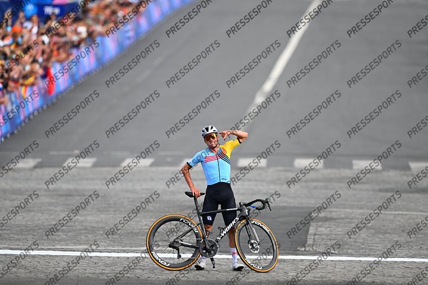 PARIS, FRANCE - AUGUST 03 : Evenepoel Remco (BEL) Cycling - Road - Road Race (Male) celebrating his victory under the Eiffel Tower pictured during Men's road race on day 7 of the XXXIII Paris 2024 Summer Olympic Games on August 3, 2024 in Paris, France, 03/08/2024 ( Photo by Vincent Kalut / Photonews ROUTE HOMMES 