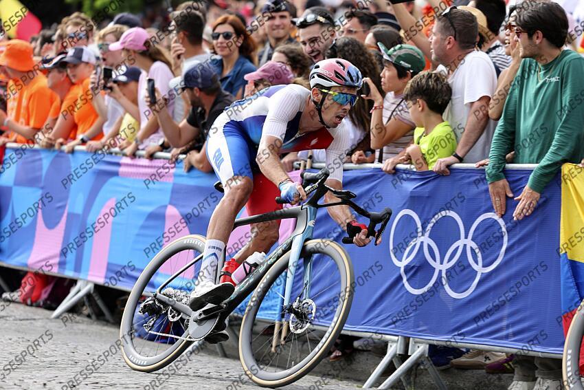 Paris 2024 Olympic Games - Men's Road Race - Paris - Paris 272,1 km - Trocadero - 03/08/2024 - Sacre Coeur - Christophe Laporte (France) - photo Patrick Pichon/SprintCyclingAgency©2024 ROUTE HOMMES 