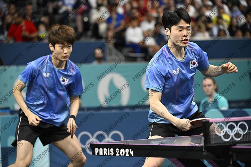 JANG (Woojin) - (cds) - MA WANG/CHO JANG quarts de finale CHINE-COREE match 1 a gauche : CHO (Daeseong) - (cds) - 