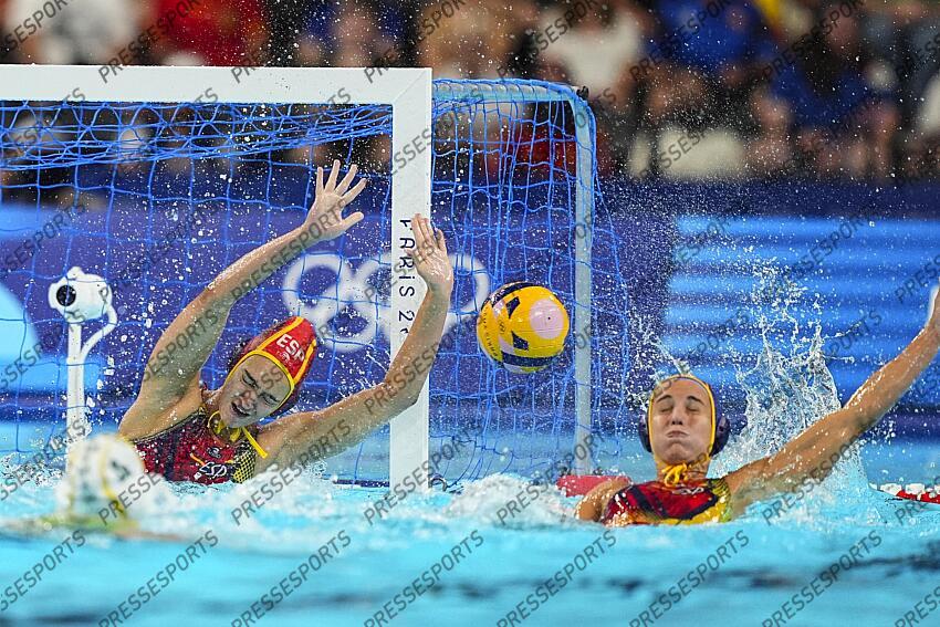 Martina Terre of Spain in action during Women's Gold Medal Match of the Water Polo between Australia and Spain on Paris La Defense Arena during the Paris 2024 Olympics Games on August 10, 2024 in Paris, France. AUSTRALIE-ESPAGNE 