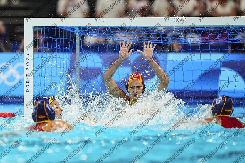 Martina Terre of Spain in action during Women's Gold Medal Match of the Water Polo between Australia and Spain on Paris La Defense Arena during the Paris 2024 Olympics Games on August 10, 2024 in Paris, France. AUSTRALIE-ESPAGNE 