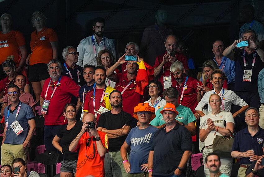 Alejandro Blanco, president of COE, Jose Manuel Rodriguez Uribes, President of Superior Sports Council CSD of Spain and Sofia, Queen Emeritus of Spain, are seen during Women's Gold Medal Match of the Water Polo between Australia and Spain at Paris La Defense Arena during the Paris 2024 Olympics Games on August 10, 2024 in Paris, France. AUSTRALIE-ESPAGNE 