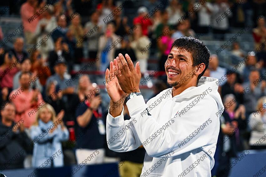 Aug 12, 2024; Montreal, Quebec, Canada; Alexei Popyrin (AUS) winner of the singles final salutes the crowd at IGA Stadium. Mandatory Credit: David Kirouac-USA TODAY Sports FINALE POPYRIN/RUBLEV 
