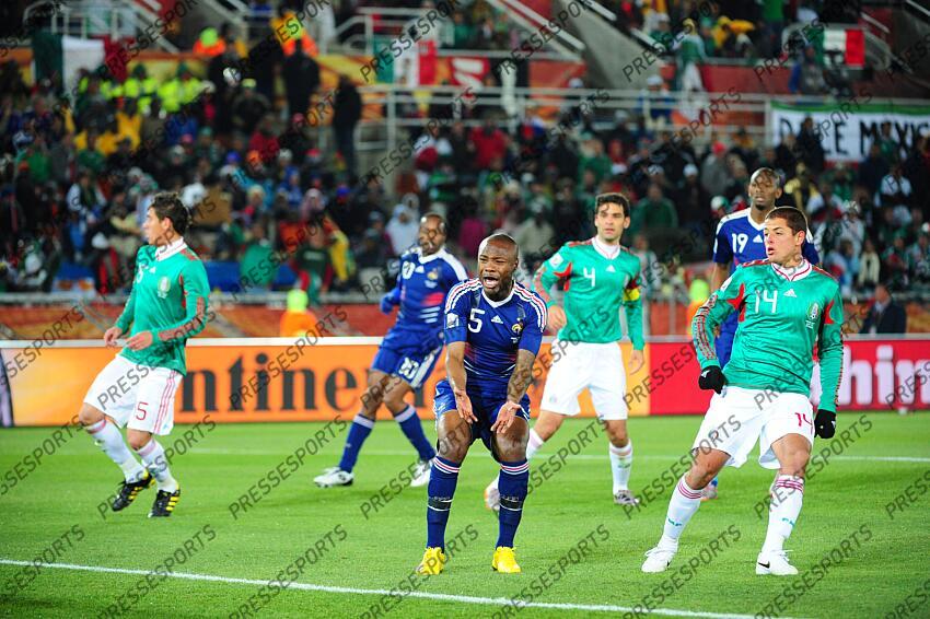 gallas (william) FRANCE-MEXIQUE (0-2) GROUPE A moreno (hector) - 15 - marquez (rafael) - 4 - hernandez (javier) - 14 - FF(27/07/2010) L'(26/08/2010) HD 