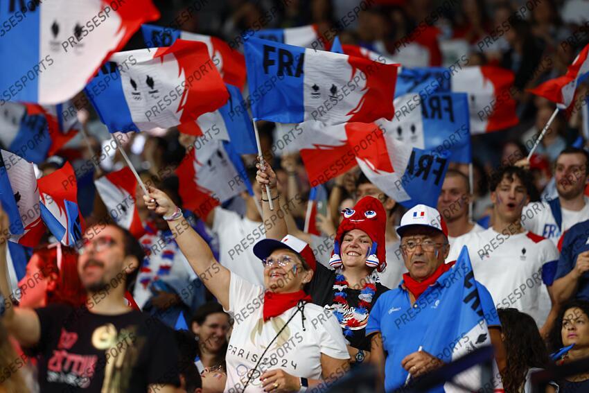 ALLEMAGNE-FRANCE (72-64) le carré supporters 