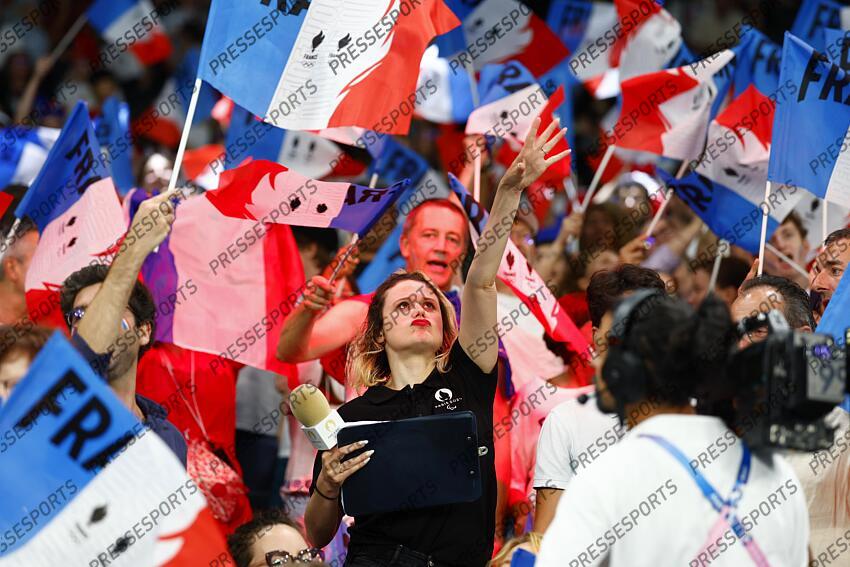 ALLEMAGNE-FRANCE (72-64) le carré supporters 