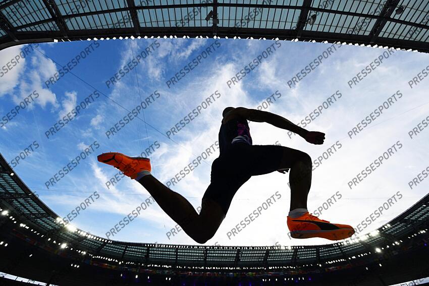 TRIPLE SAUT HOMMES 