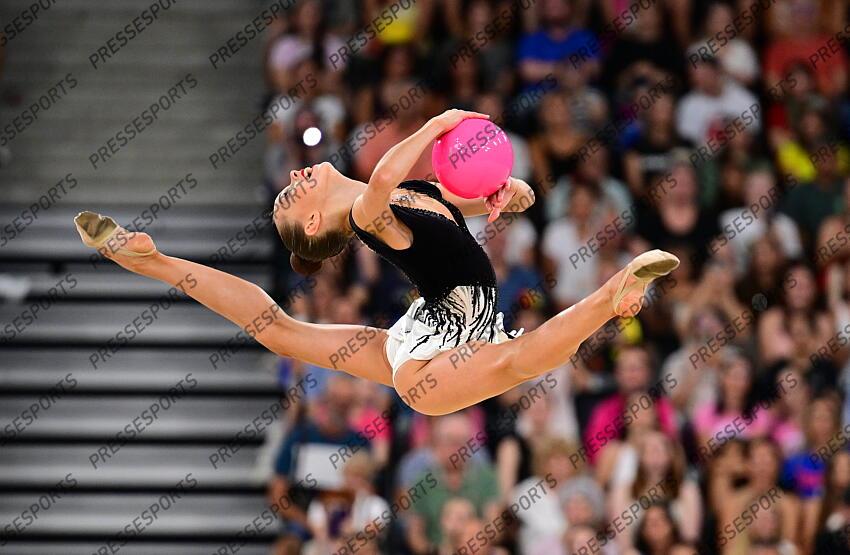 Taisiia Onofriichuk (Ukraine) Paris, 09.08.2024, Olympische Spiele 2024 in Paris/Frankreich, Rhythmische Sportgymnastik, Einzel, Mehrkampf, Finale, Ball CONCOURS INDIVIDUEL 