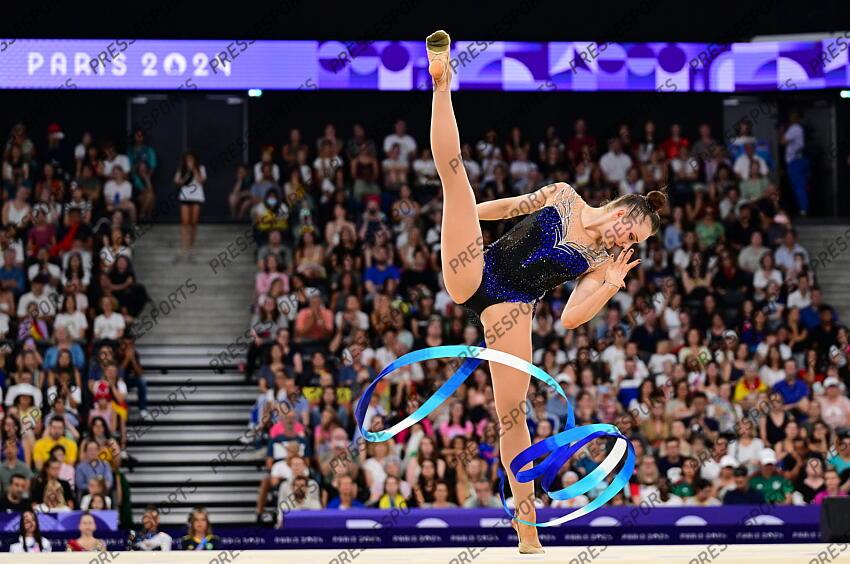 Margarita Kolosov (Deutschland) Paris, 09.08.2024, Olympische Spiele 2024 in Paris/Frankreich, Rhythmische Sportgymnastik, Einzel, Mehrkampf, Finale, Baender CONCOURS INDIVIDUEL 