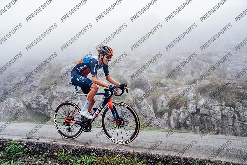 Picture by Zac Williams/SWpix.com - 03/09/2024 - Cycling - 2024 La Vuelta - Stage 16 - Luanco - Lagos de Covadonga, Spain - Filippo Zanna, Jayco Alula. LUANCO/LAGOS DE COVADONGA 