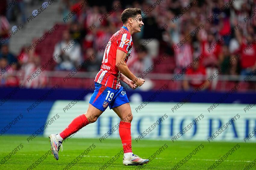 Julian Alvarez of Atletico de Madrid celebrates a goal during the Spanish League, LaLiga EA Sports, football match played between Atletico de Madrid and Valencia CF at Civitas Metropolitano stadium on September 15, 2024, in Madrid, Spain. ATLETICO MADRID-VALENCE CF (3-0) 