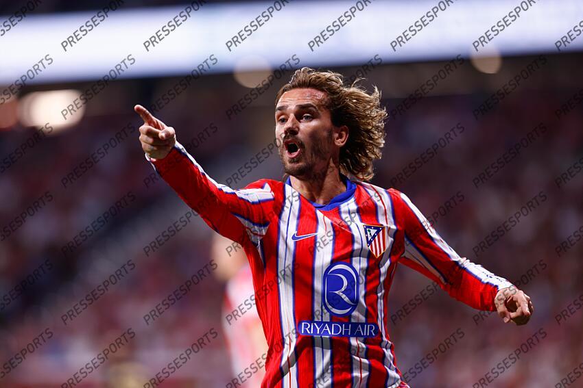 Antoine Griezmann of Atletico de Madrid protests during the Spanish League, LaLiga EA Sports, football match played between Atletico de Madrid and Valencia CF at Civitas Metropolitano stadium on September 15, 2024, in Madrid, Spain. ATLETICO MADRID-VALENCE CF (3-0) 