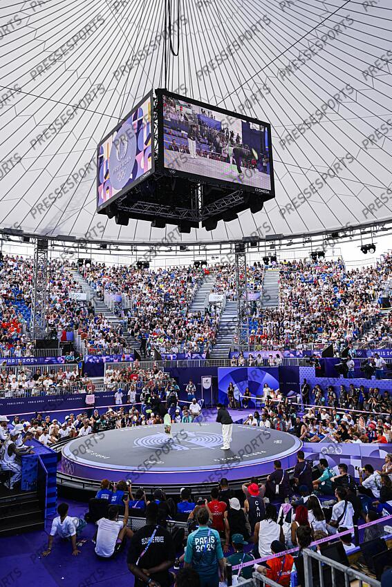 General atmosphere or illustration view during a breaking dance or breakdance battle event of the Paris 2024 Olympic Games at Place de la Concorde in Paris, France on August 9 2024 COMPETITION B GIRLS 