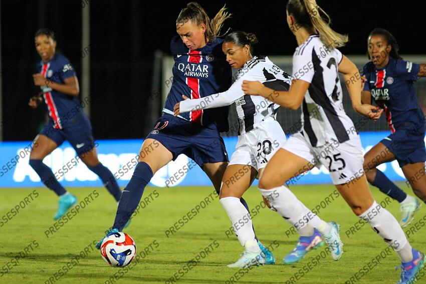 foto IPP/rana massimo Biella 18/09/2024 calcio femminile champions league 2024/2025 Juventus women vs PSG paris saint germain nella foto : Romee Leuchter JUVENTUS FEM-PSG FEM (3-1) 