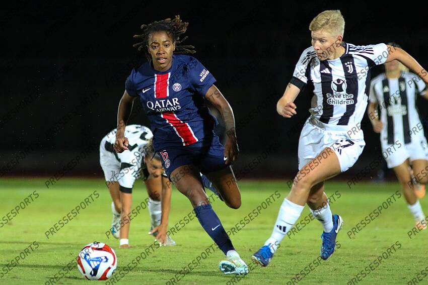 foto IPP/rana massimo Biella 18/09/2024 calcio femminile champions league 2024/2025 Juventus women vs PSG paris saint germain nella foto : Jennifer Onyi Echegini JUVENTUS FEM-PSG FEM (3-1) 