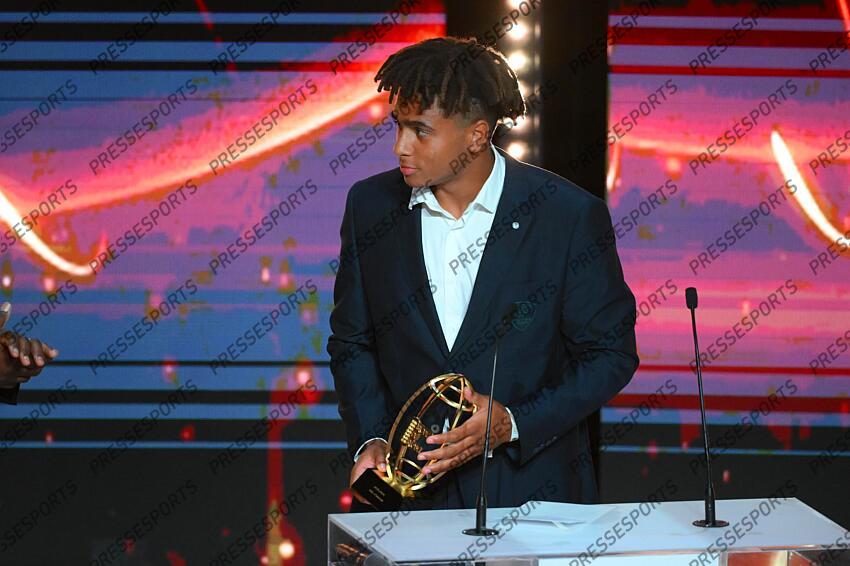attissogbe (theo) LA NUIT DU RUGBY revelation de l'annee 