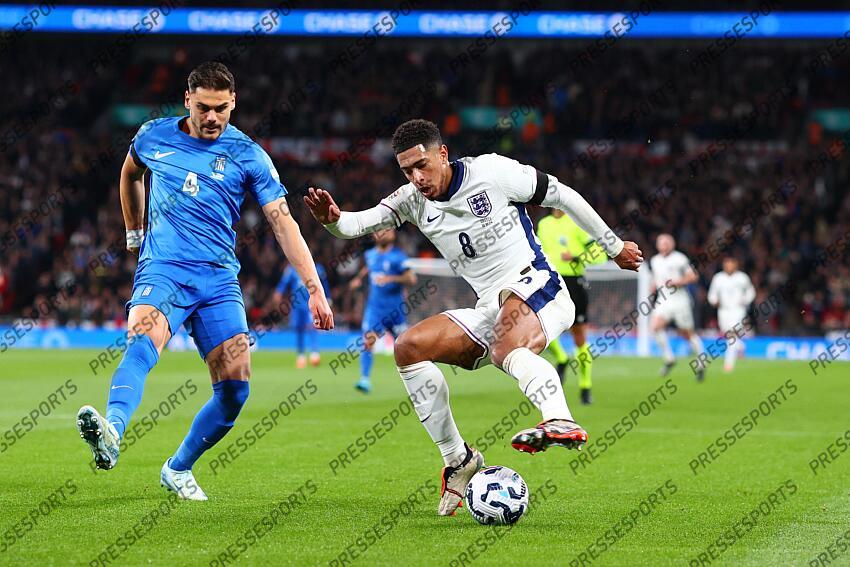 10 October 2024, London - International Football, UEFA Nation’s League - England v Greece - Jude Bellingham of England turns to avoid Ntinos Mavropanos of Greece - Photo: Charlotte Wilson / Offside. ANGLETERRE-GRECE (1-2) 