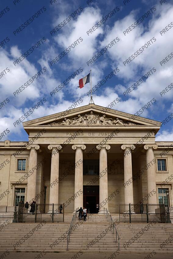 vue exterieure du TRIBUNAL CORRECTIONNEL de Marseille PROCES AGENTS DE JOUEURS 