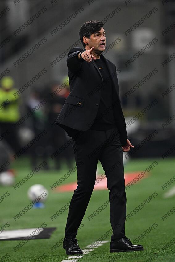 Paulo Fonseca Coach (Milan) during the Italian Serie A match between Milan 0-2 Napoli at Giuseppe Meazza Stadium on October 29, 2024 in Milano, Italy. (Photo by Maurizio Borsari/AFLO) AC MILAN-NAPLES (0-2) 