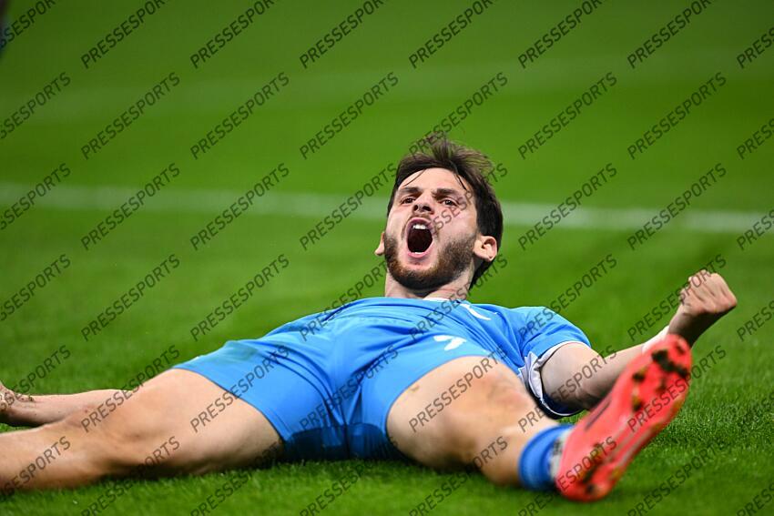 Khvicha Kvaratskhelia (Napoli) celebrates after scoring his team's second goal during the Italian Serie A match between Milan 0-2 Napoli at Giuseppe Meazza Stadium on October 29, 2024 in Milano, Italy. (Photo by Maurizio Borsari/AFLO) AC MILAN-NAPLES (0-2) 
